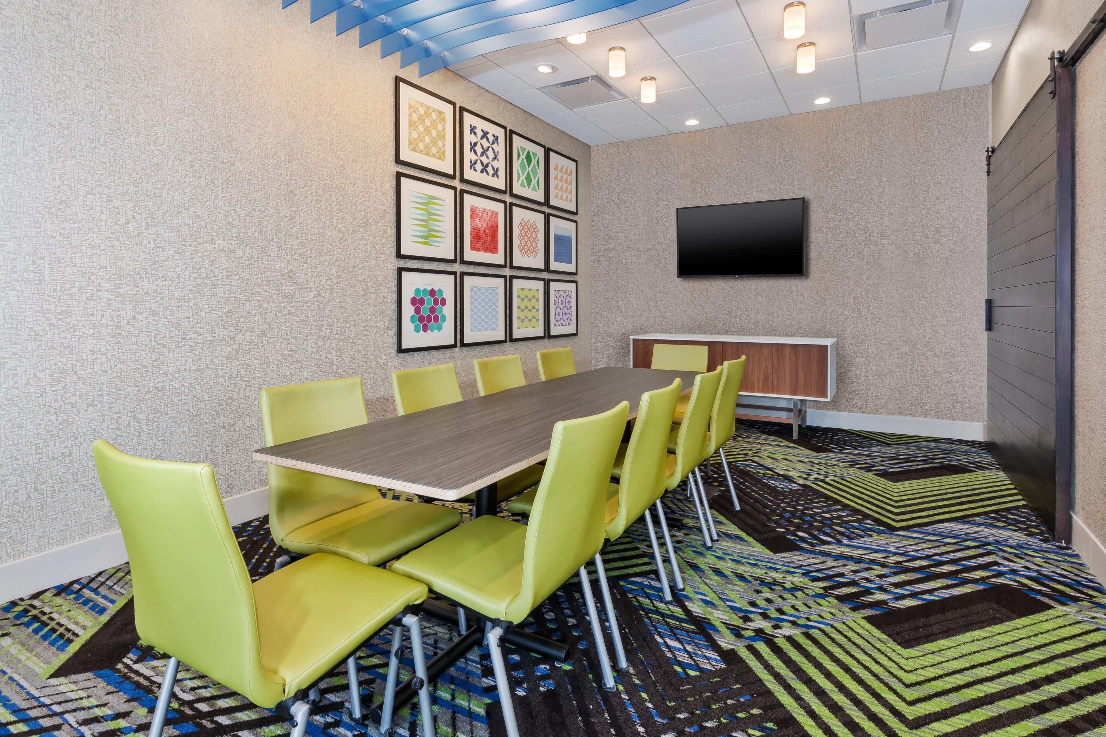 Holiday Inn Express & Suites - Grand Rapids Airport - South By Ihg Bagian luar foto