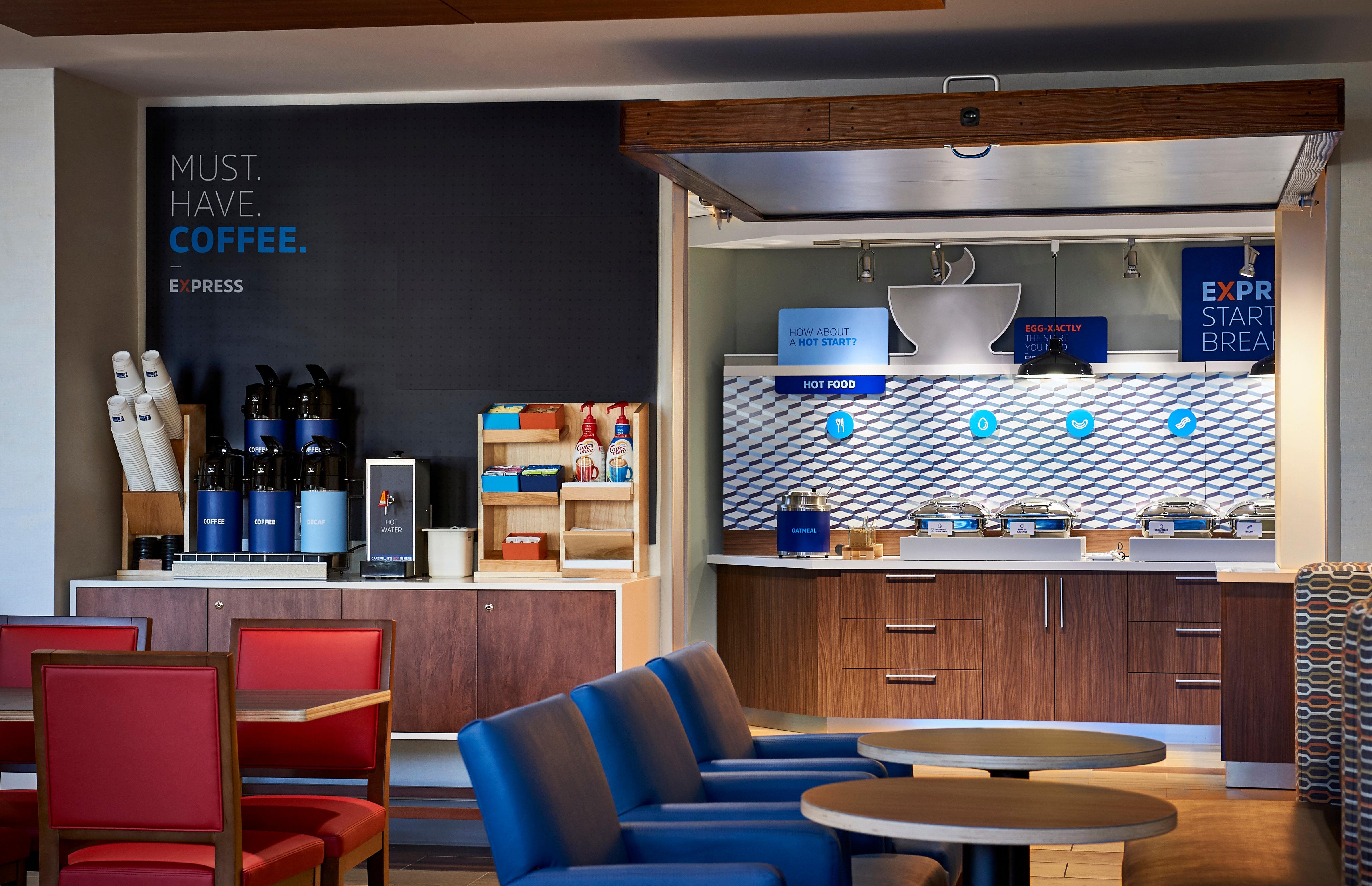 Holiday Inn Express & Suites - Grand Rapids Airport - South By Ihg Bagian luar foto